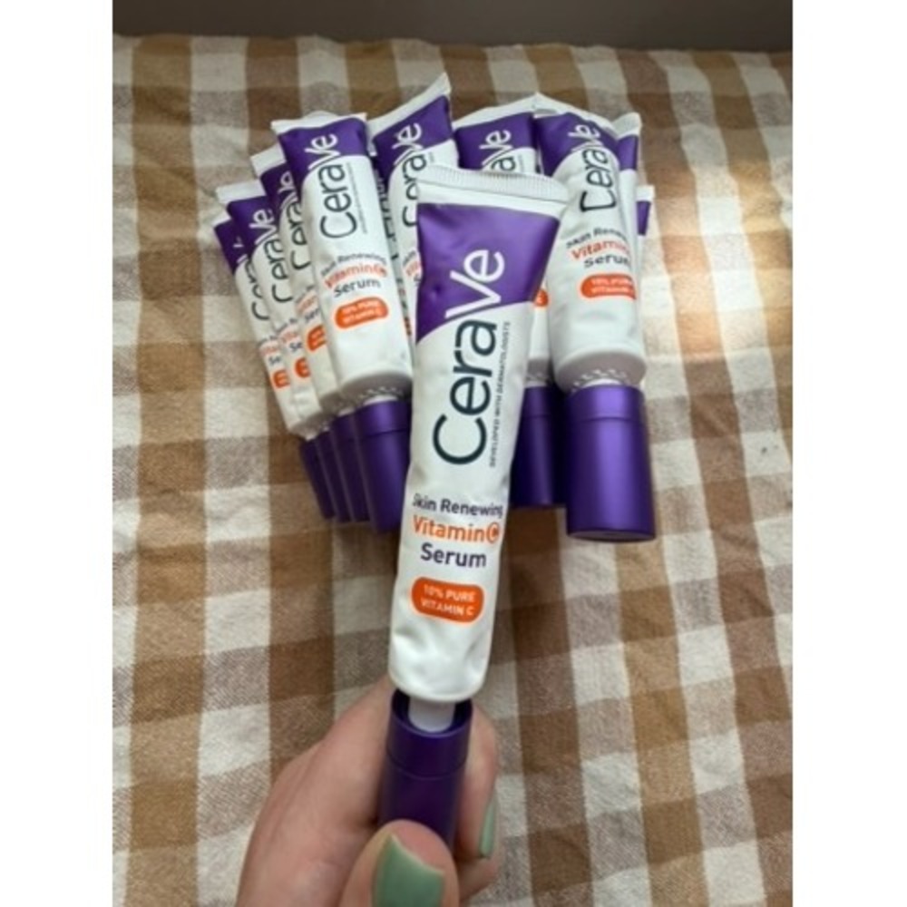 CeraVe Skin Renewing Vitamin C Serum 10% Pure Vitamin C Brightening 1oz